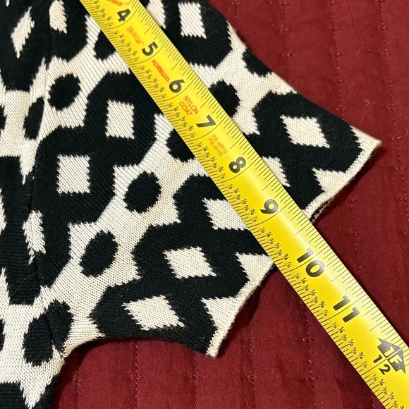 J.O.A. Black and White Patterned Sweater Mini Dress Size Small - Picture 9 of 9